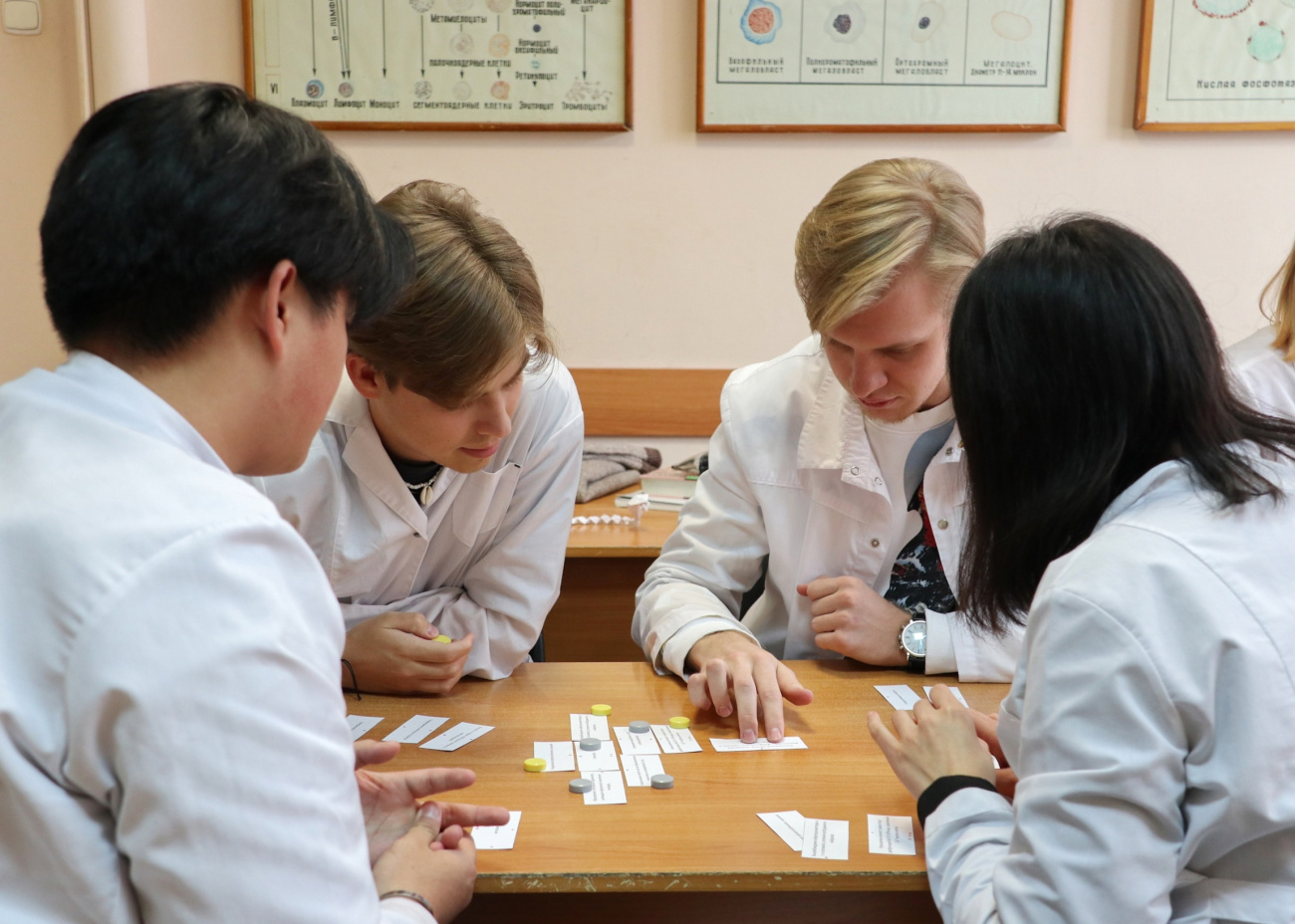 Преподаватель СибГМУ разработала настольную игру по патофизиологии
