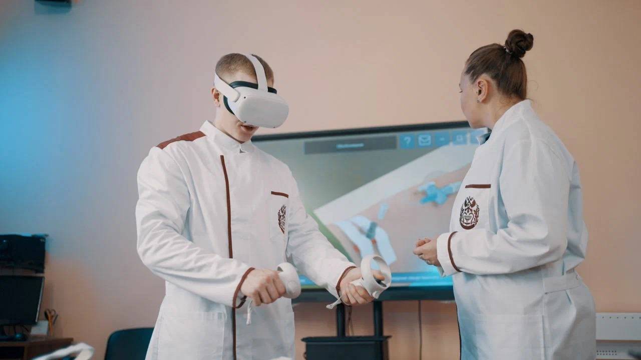 В СибГМУ будущие врачи отрабатывают редкие клинические случаи с помощью виртуальных технологий