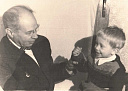 В.Т. Серебров с внуком Владимиром.